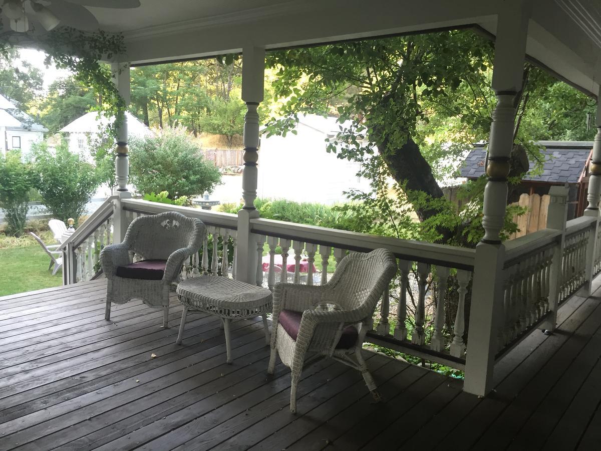 Weaverville The Whitmore Inn מראה חיצוני תמונה